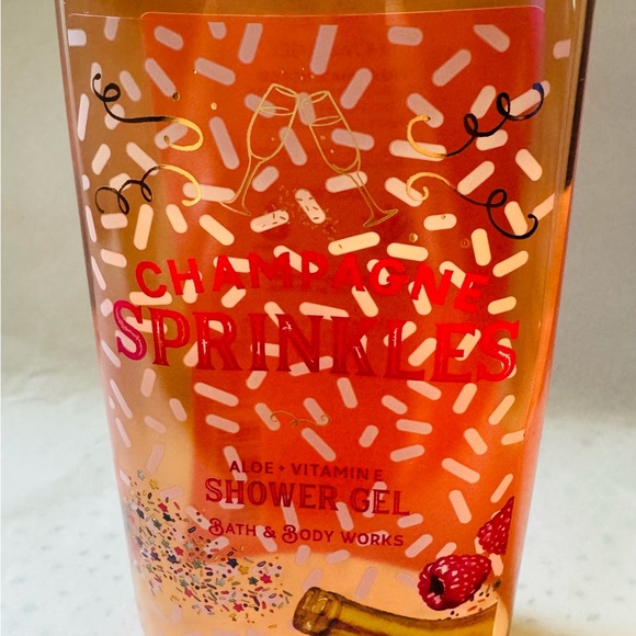 Bath and Body Works Champagne Sprinkles Shower Gel - Picture 2 of 3